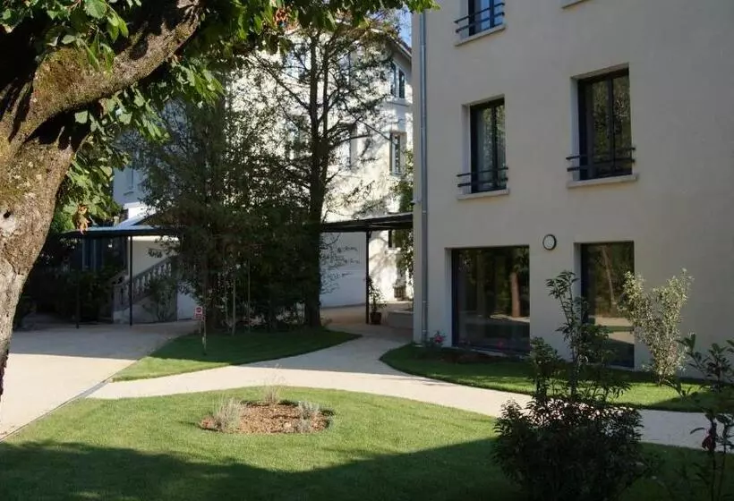 Hotelli Hôtel De Charme L'orée Du Parc