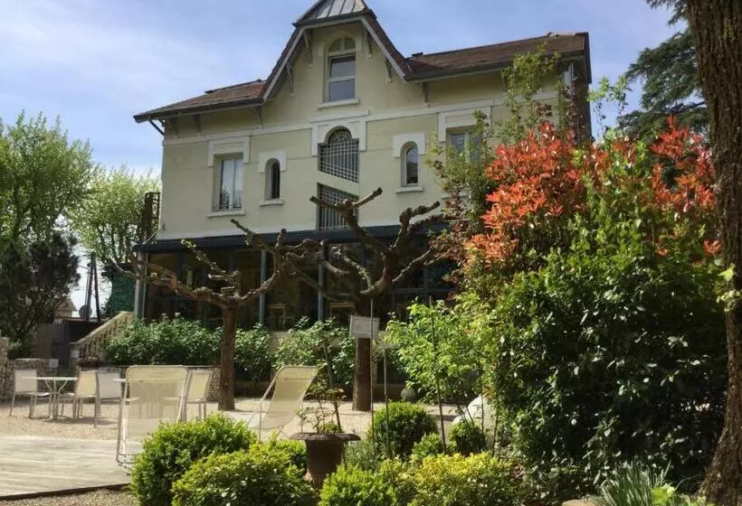 Hotelli Hôtel De Charme L'orée Du Parc