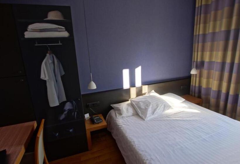 ホテル Hôtel De Charme L'orée Du Parc