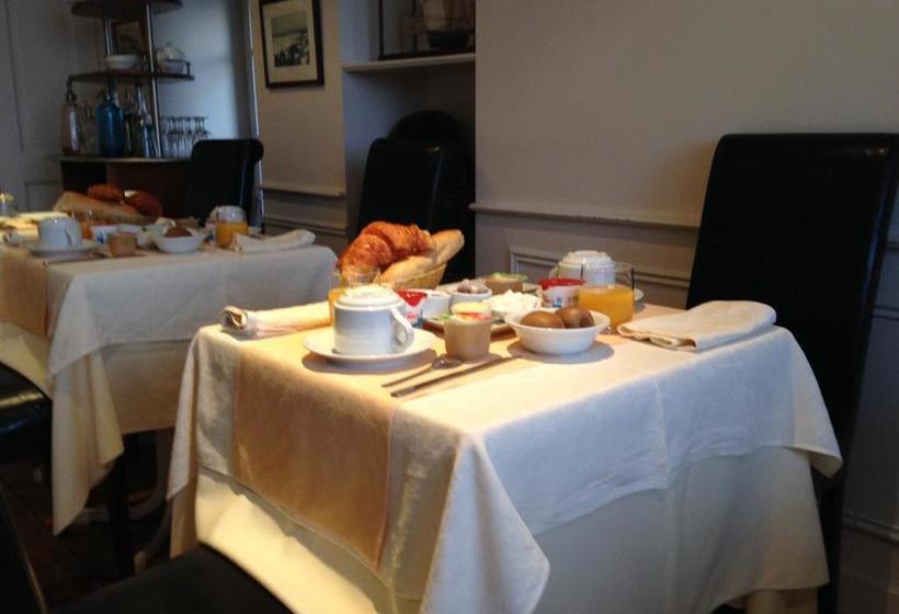 בית מלון כפרי Hôtel Duguaytrouin