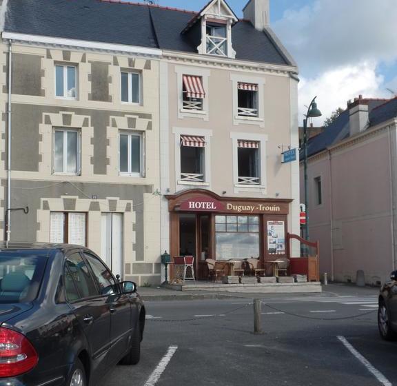 בית מלון כפרי Hôtel Duguaytrouin