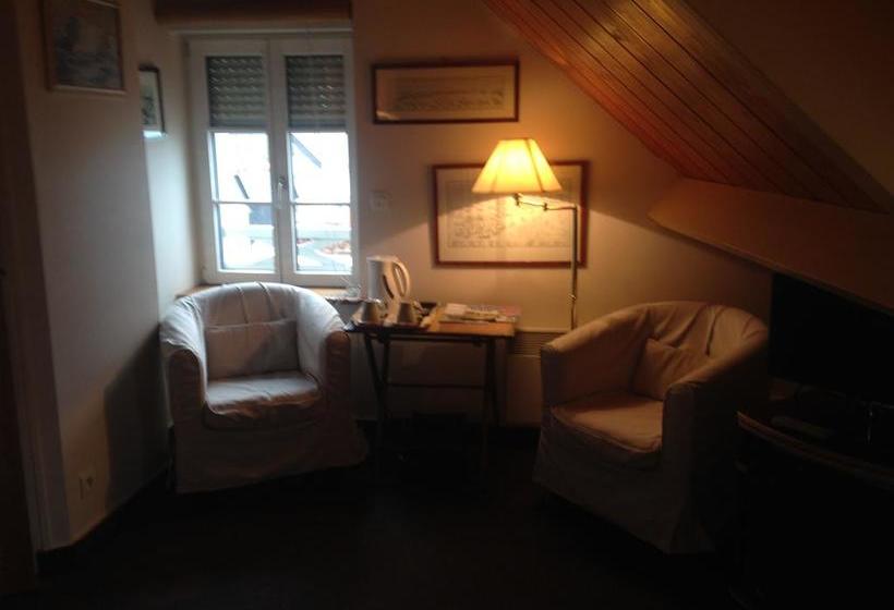 בית מלון כפרי Hôtel Duguaytrouin