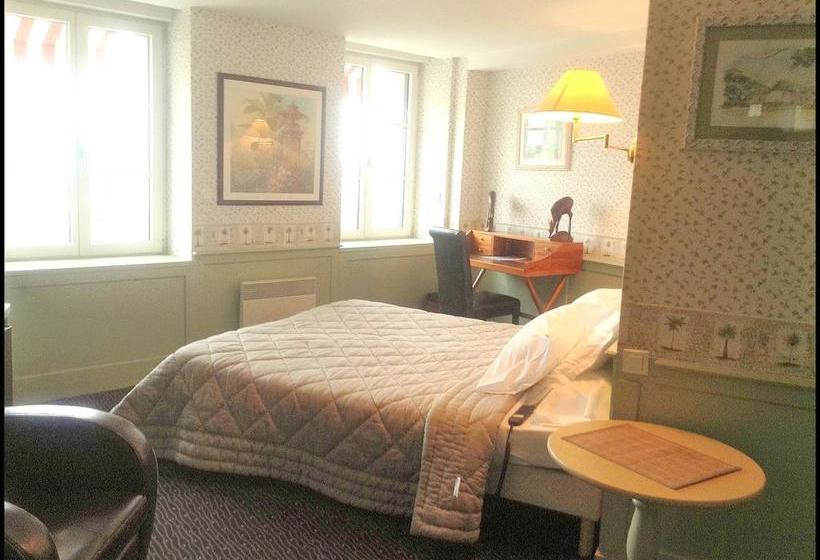 בית מלון כפרי Hôtel Duguaytrouin