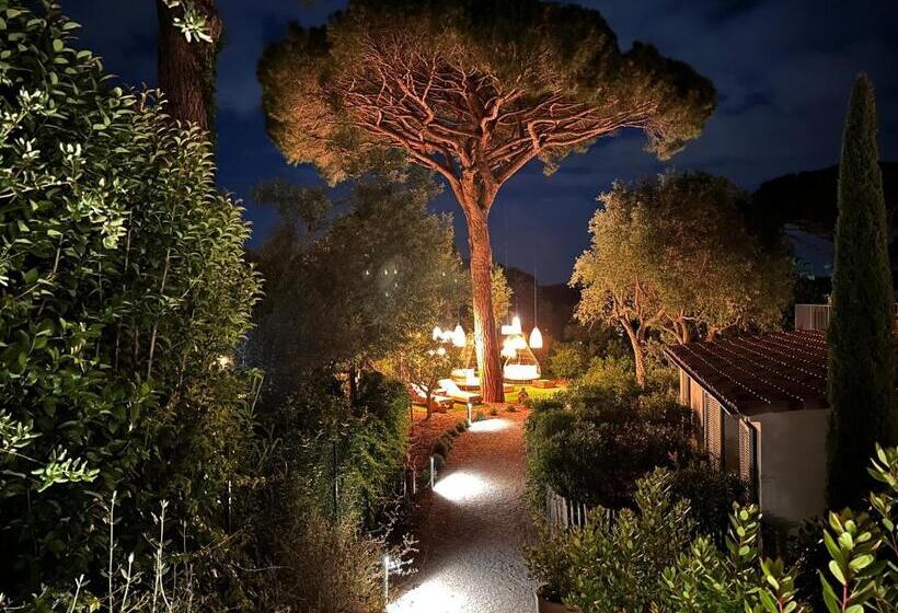 Отель Hôtel L Escalet