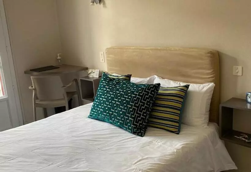 ホテル Hôtel Juantorena