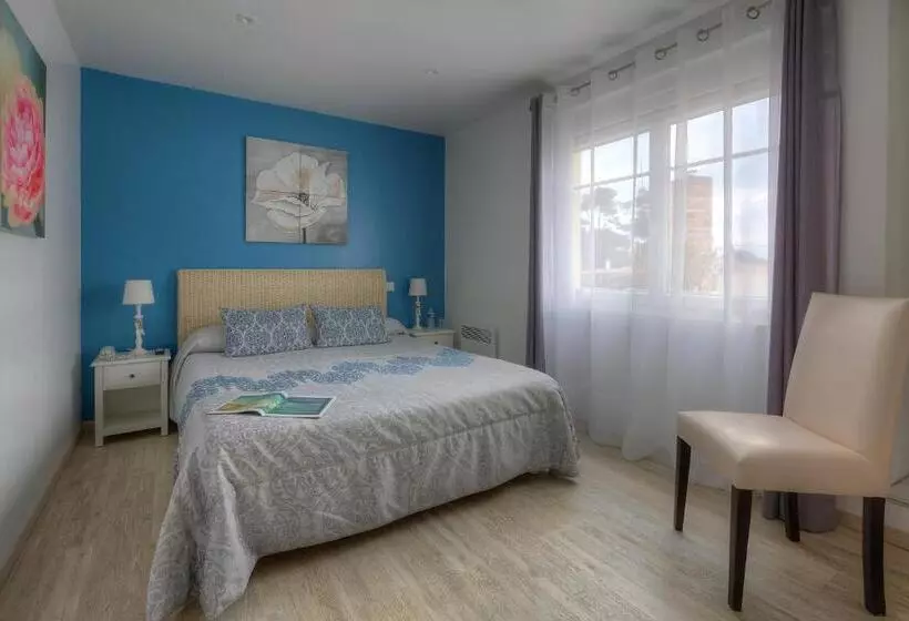ホテル Hôtel Le Nautile