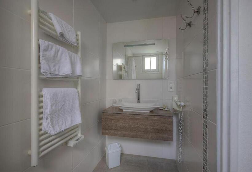 فندق Hôtel Le Nautile