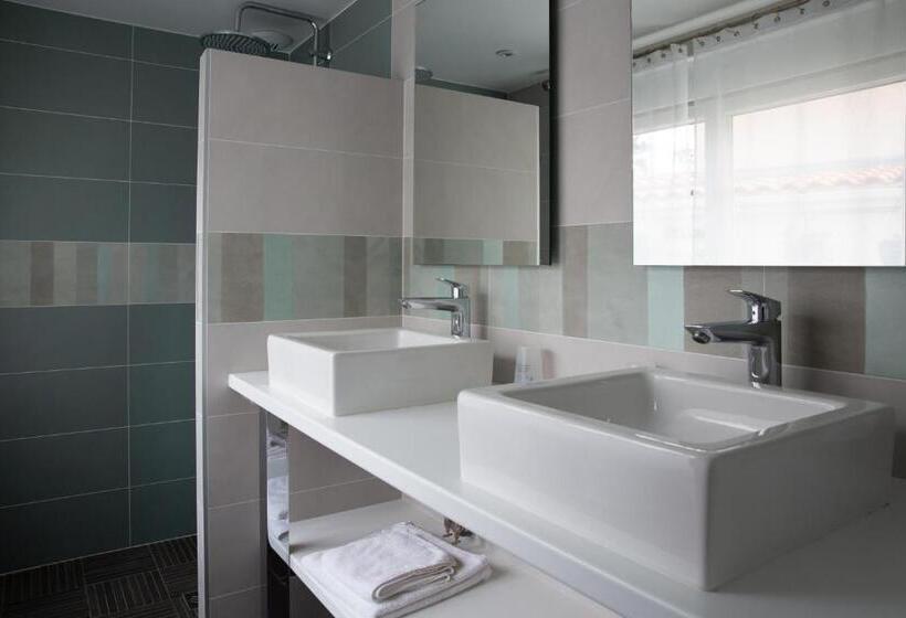 فندق Hôtel Le Nautile