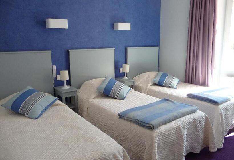 Отель Hôtel Le Saphir