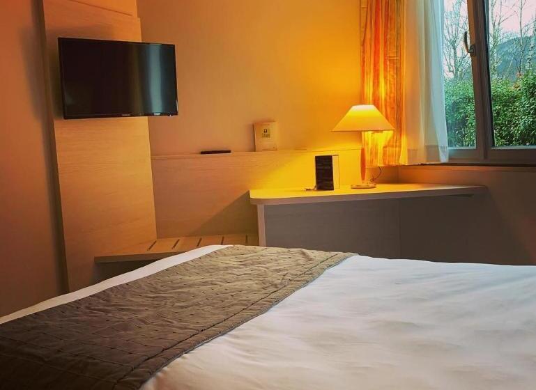 ホテル Hôtel Restaurant De L Embarcadère