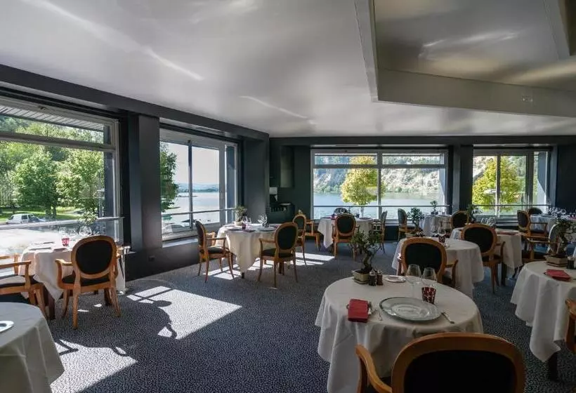 Hotelli Hôtel Restaurant De L Embarcadère