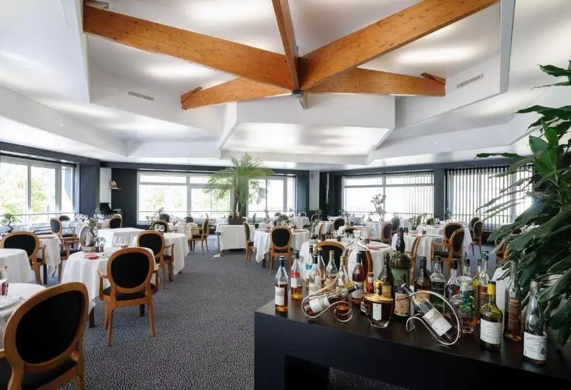 Hotelli Hôtel Restaurant De L Embarcadère