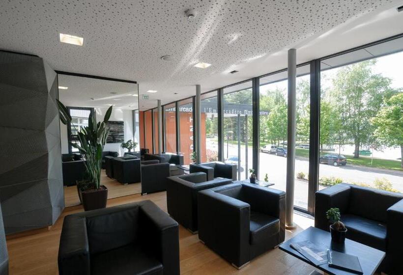 ホテル Hôtel Restaurant De L Embarcadère