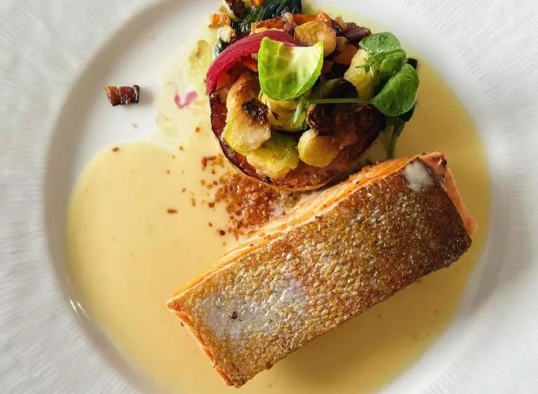 Hotelli Hôtel Restaurant De L Embarcadère