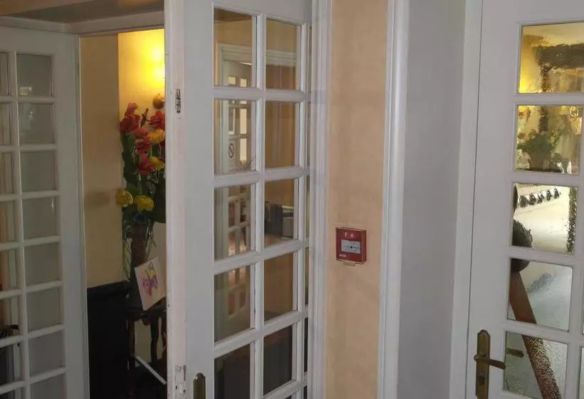هتل Restaurant Des Lys