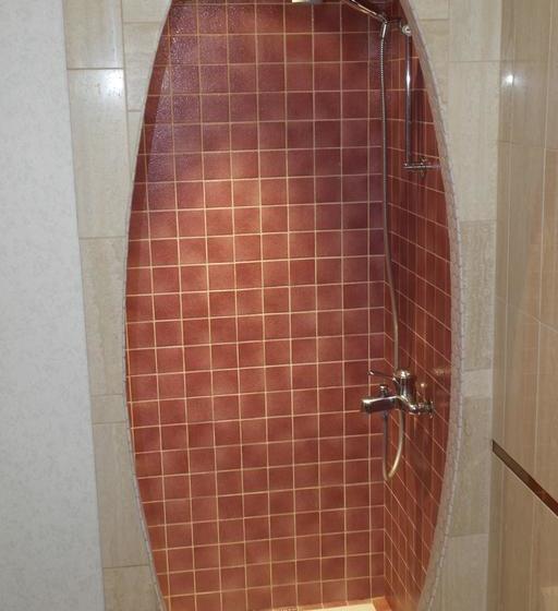 Отель Restaurant Des Lys