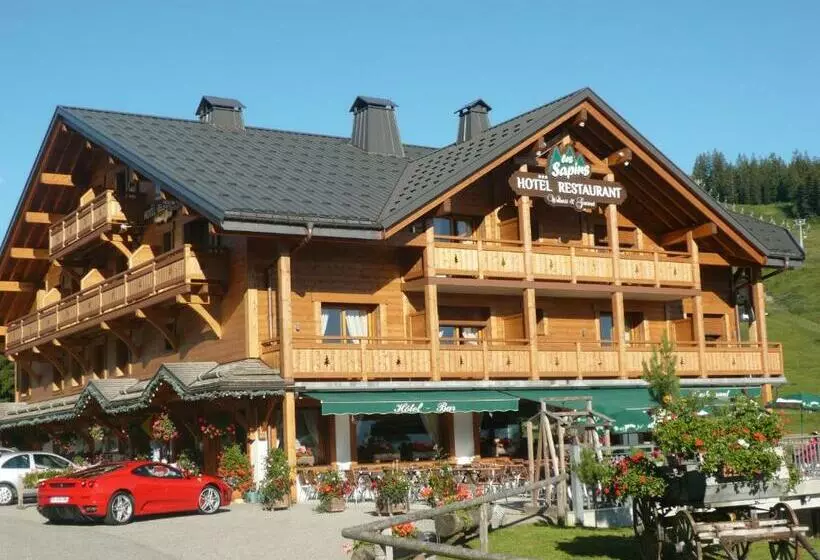 Hotelli Hôtel Restaurant Les Sapins Wellness & Gourmet