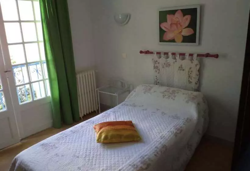 Hotelli L Oustal