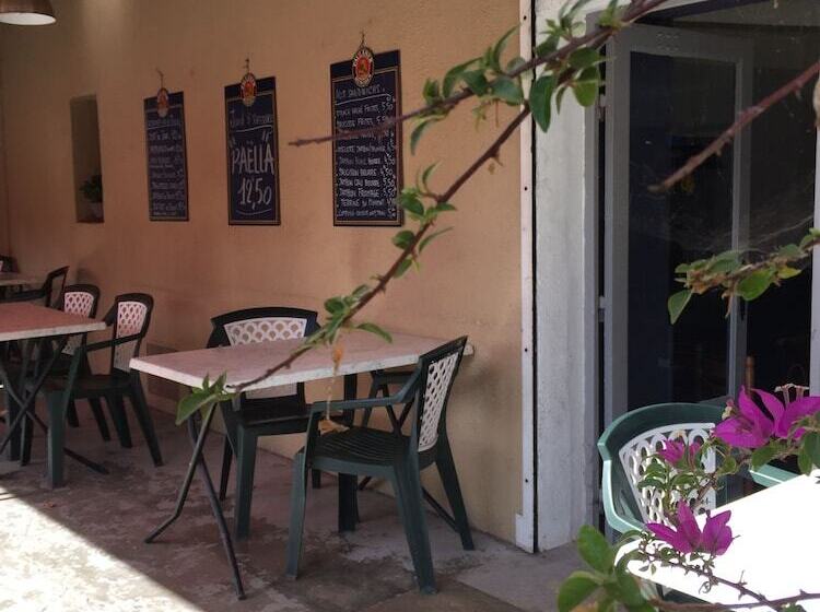 فندق La Bastide De Pont Royal