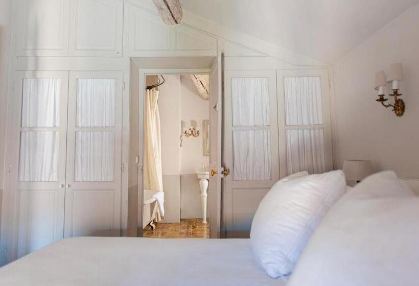 هتل La Maison Du Village