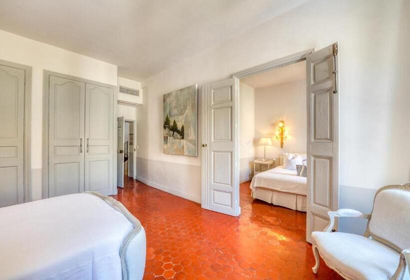 هتل La Maison Du Village