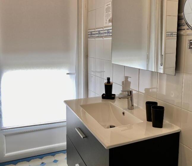 ホテル La Villa Hôtel Restaurant