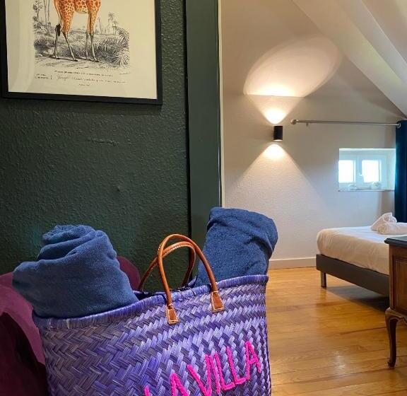 ホテル La Villa Hôtel Restaurant