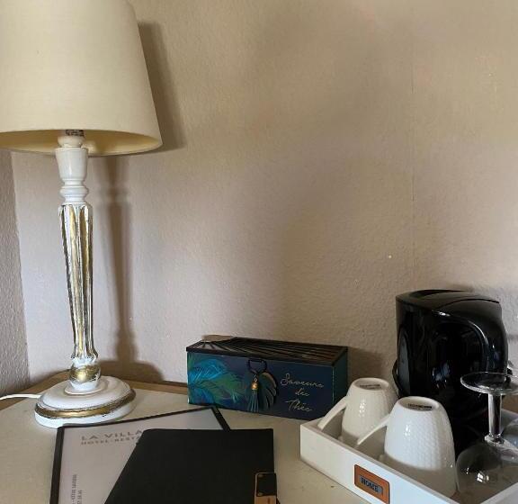 ホテル La Villa Hôtel Restaurant