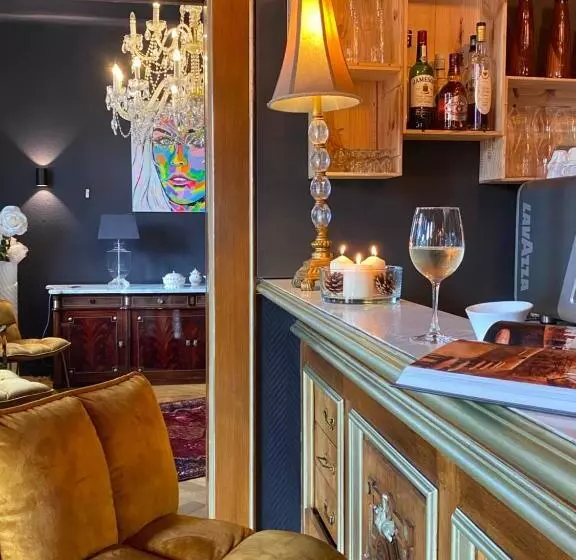 هتل La Villa Hôtel Restaurant