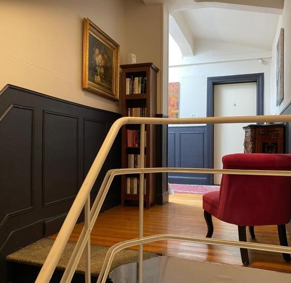 ホテル La Villa Hôtel Restaurant