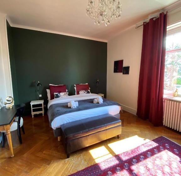 ホテル La Villa Hôtel Restaurant