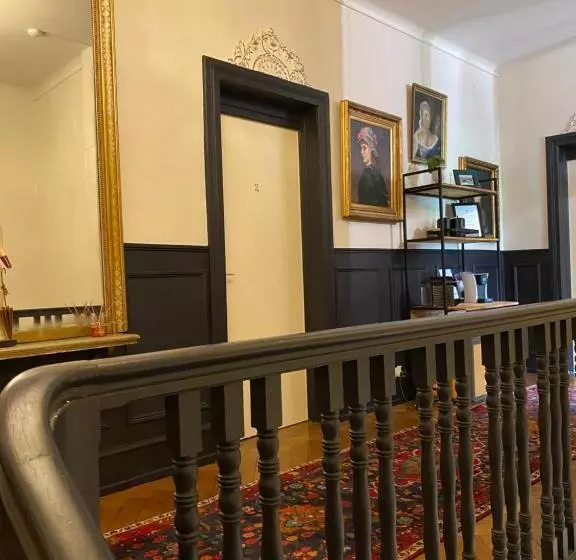 هتل La Villa Hôtel Restaurant