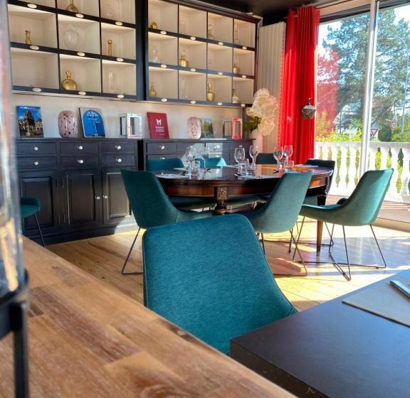 ホテル La Villa Hôtel Restaurant