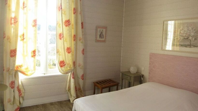 בית מלון כפרי Le Cassini Hôtel Restaurant