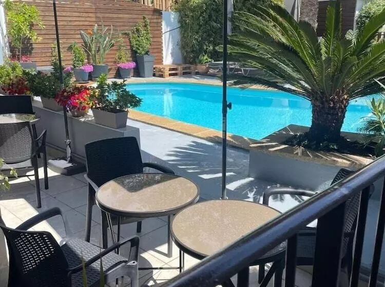 Hotel Le Medieval