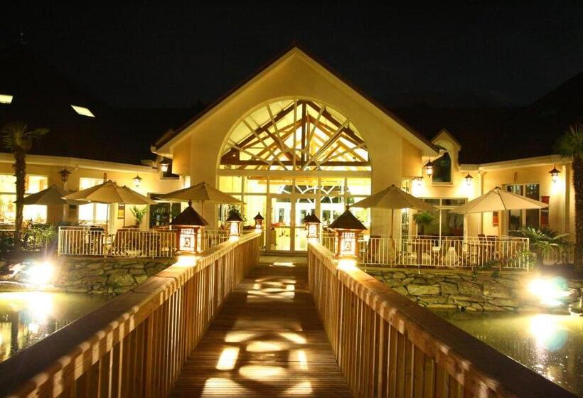 فندق Les Jardins De Beauval