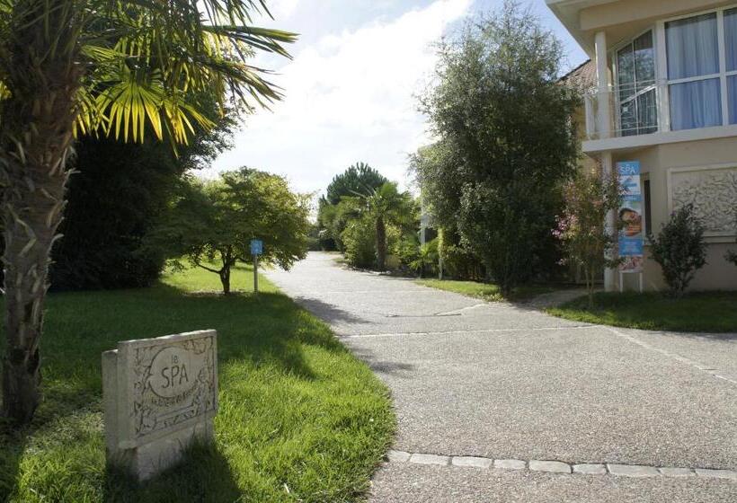 فندق Les Jardins De Beauval