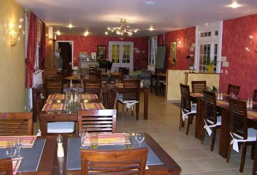 Hotelli L Adourable Auberge