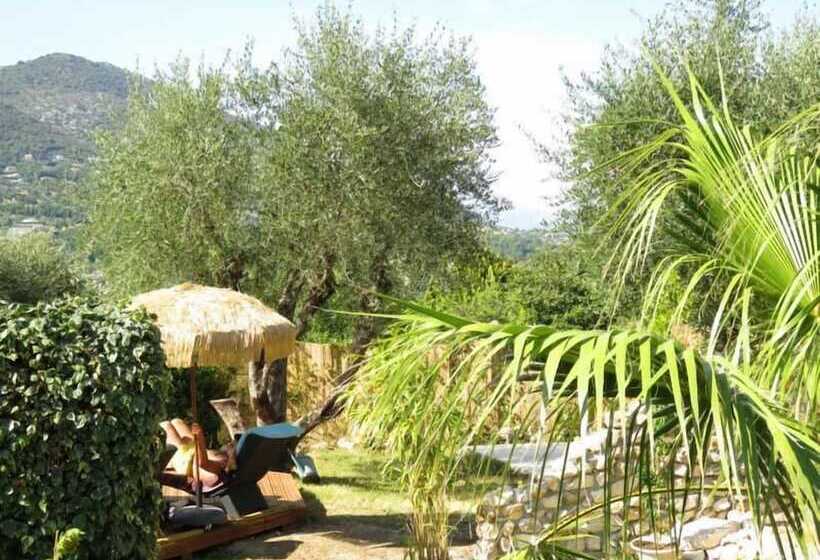 בית מלון כפרי Mon Soleil