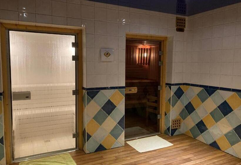 בית מלון כפרי Oustalet