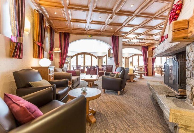 בית מלון כפרי Oustalet