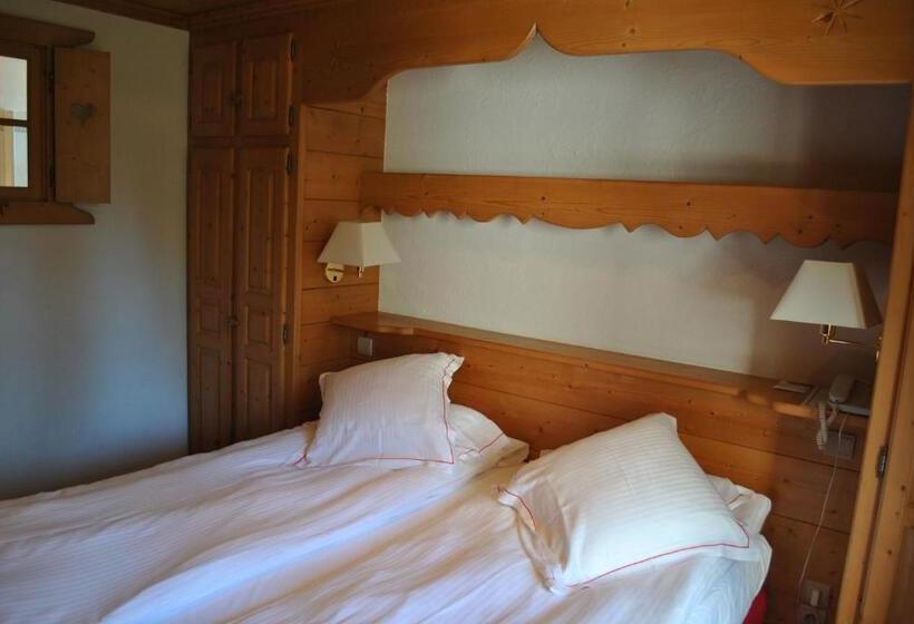 בית מלון כפרי Oustalet