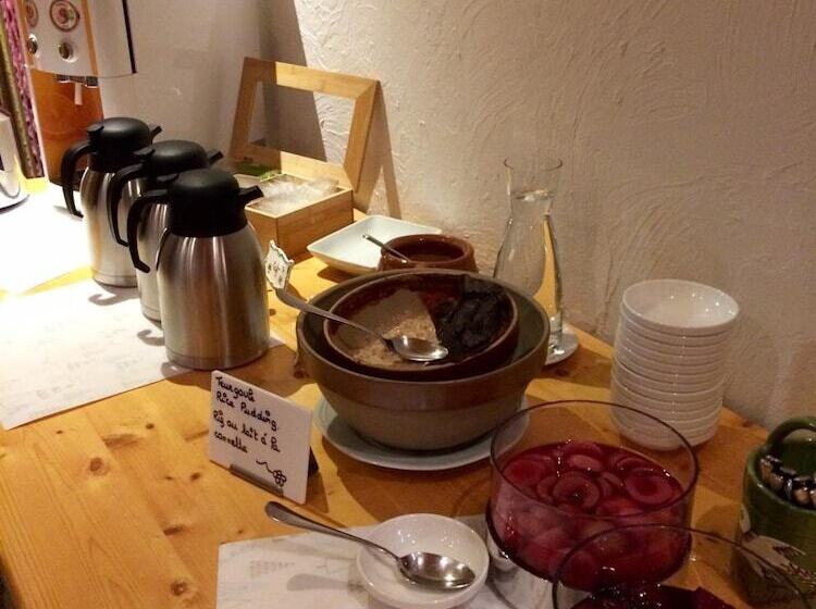 בית מלון כפרי Oustalet