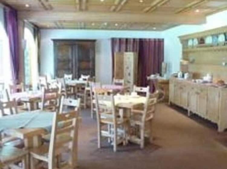 בית מלון כפרי Oustalet