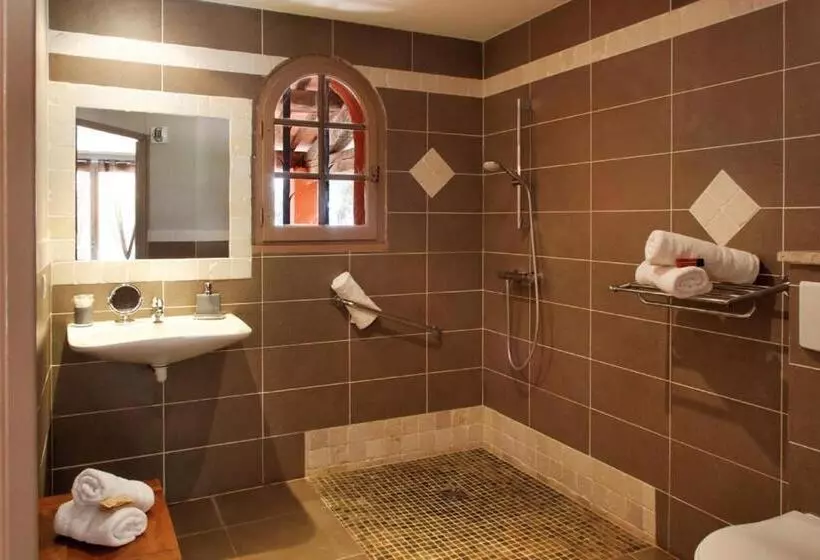 L Hotellerie Kouros