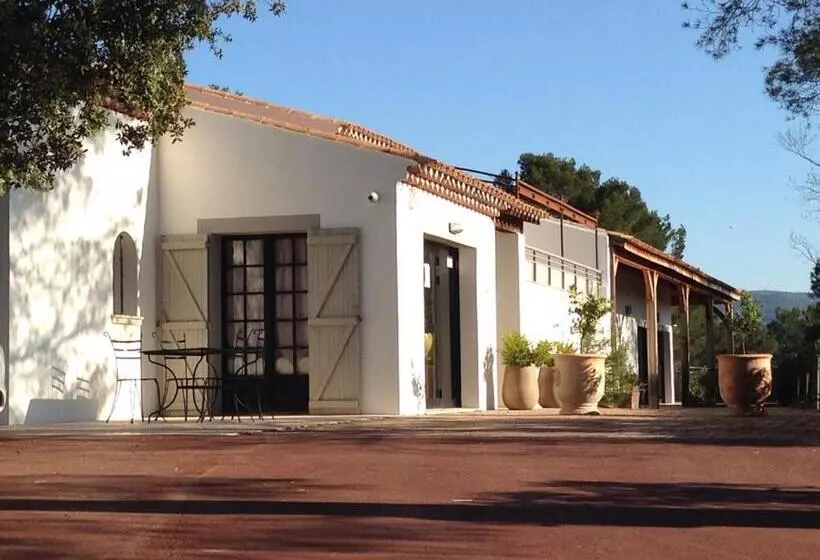 L Hotellerie Kouros