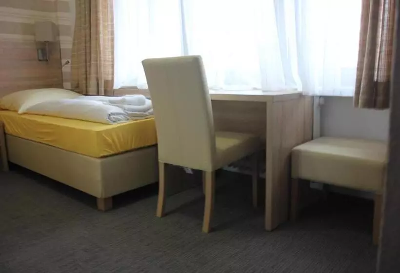 Airport Hotel Zum Taubengrund