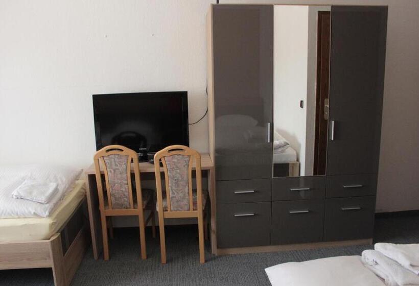 Airport Hotel Zum Taubengrund