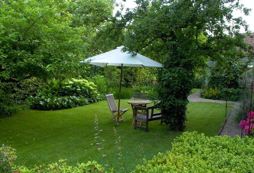 Bed and Breakfast Altes Landhaus Am Park