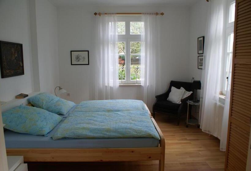 Bed and Breakfast Altes Landhaus Am Park